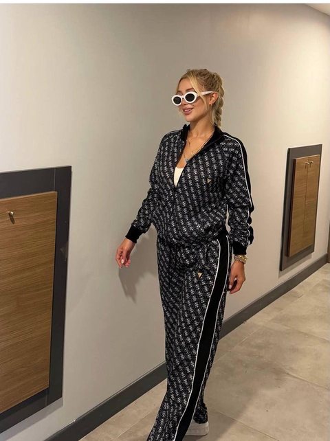 GUESS TRACKSUIT